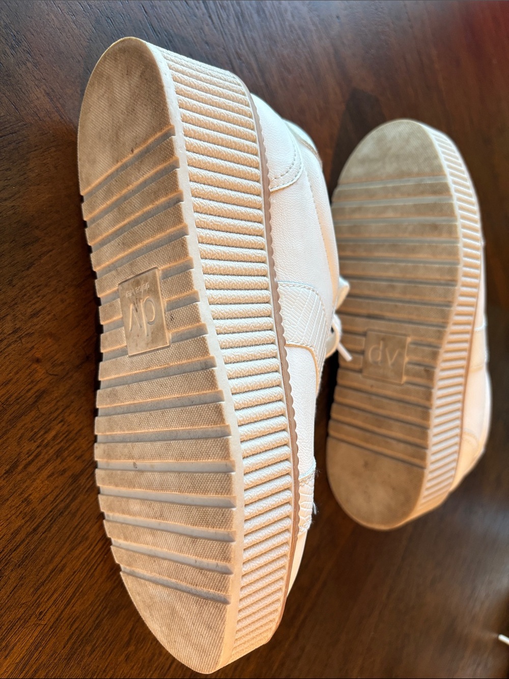 Dolce Vita White Leather Low-Top Sneakers - Picture 6 of 6
